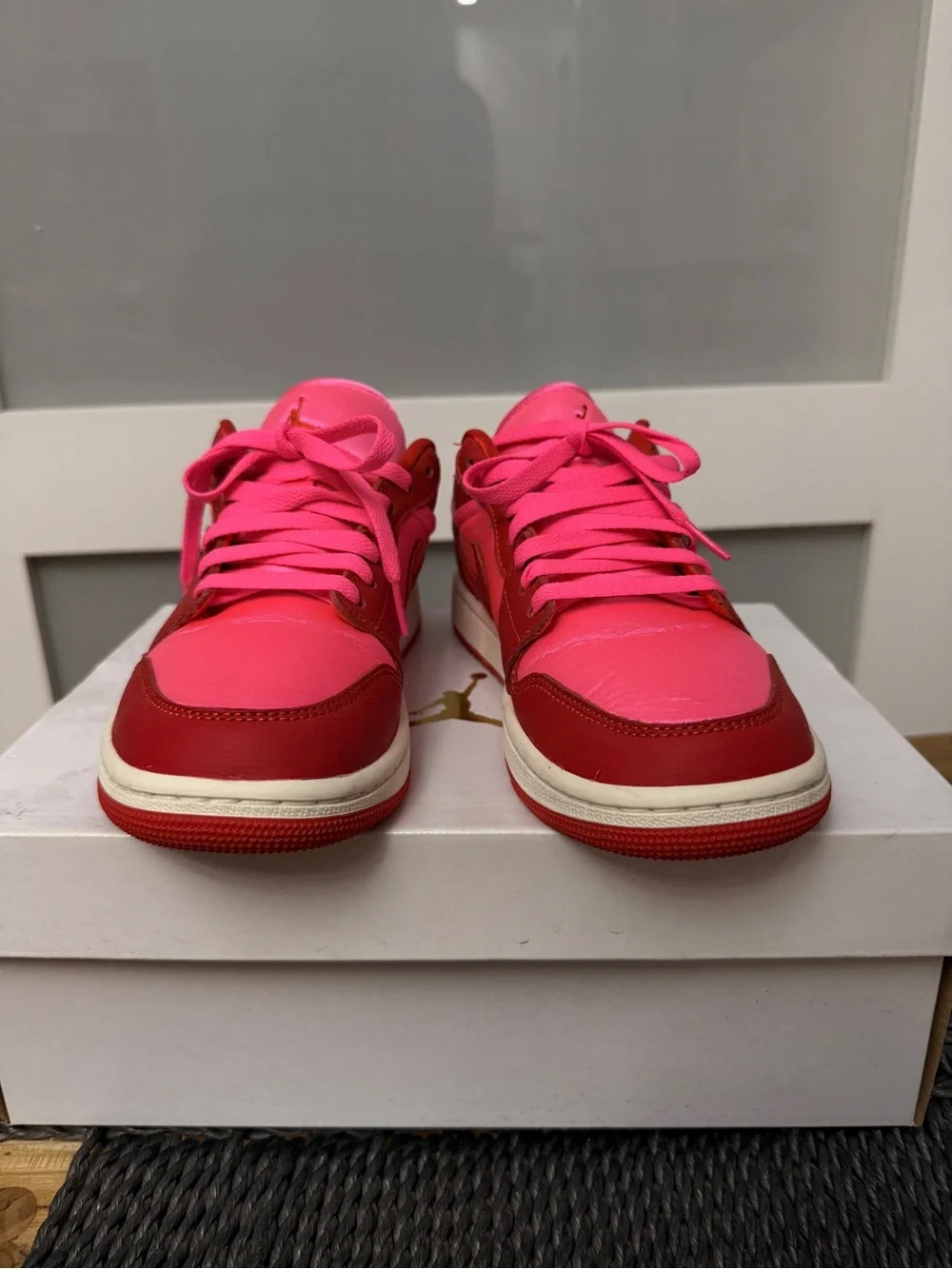 Nike Women’s Air Jordan 1 Low SE Pink Blast Sz 8.5